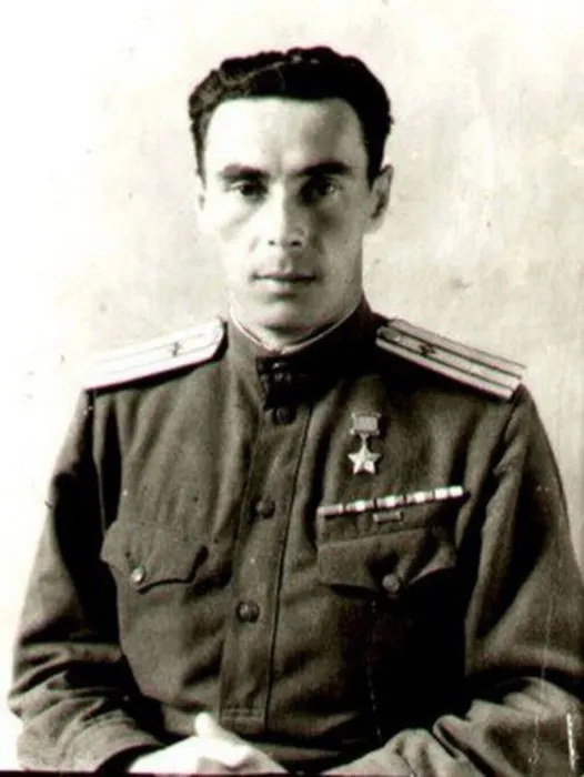 Якурнов Иван Федотович. Герой Советского Союза